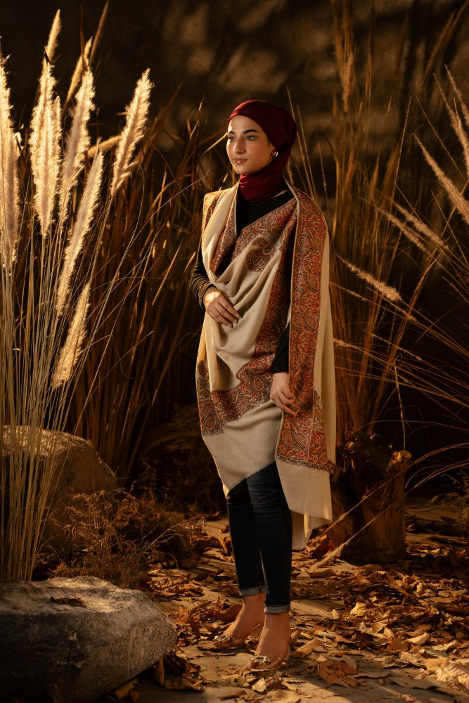 Floral Motif Border Skin
