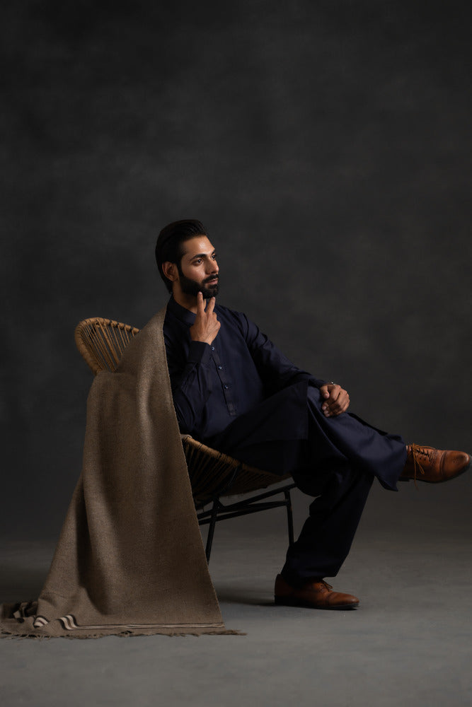 Handcrafted Pure Wool Lohi Shawl for Men – Grey | Ethical & Sustainable