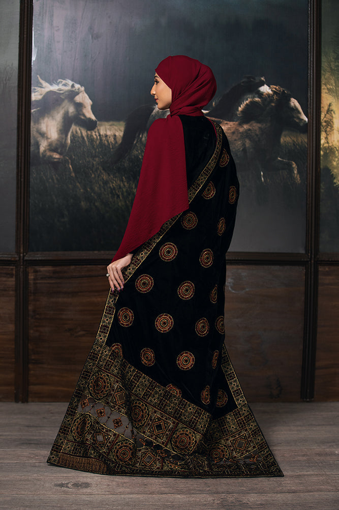 Elegant Zardozi Needlework Velvet