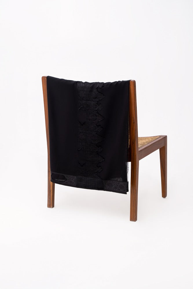 Black Lawn Kaani Styled Border
